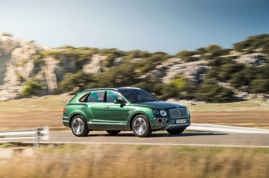  Bentley Bentayga 2016 года  (WW) (фото 22 из 45)